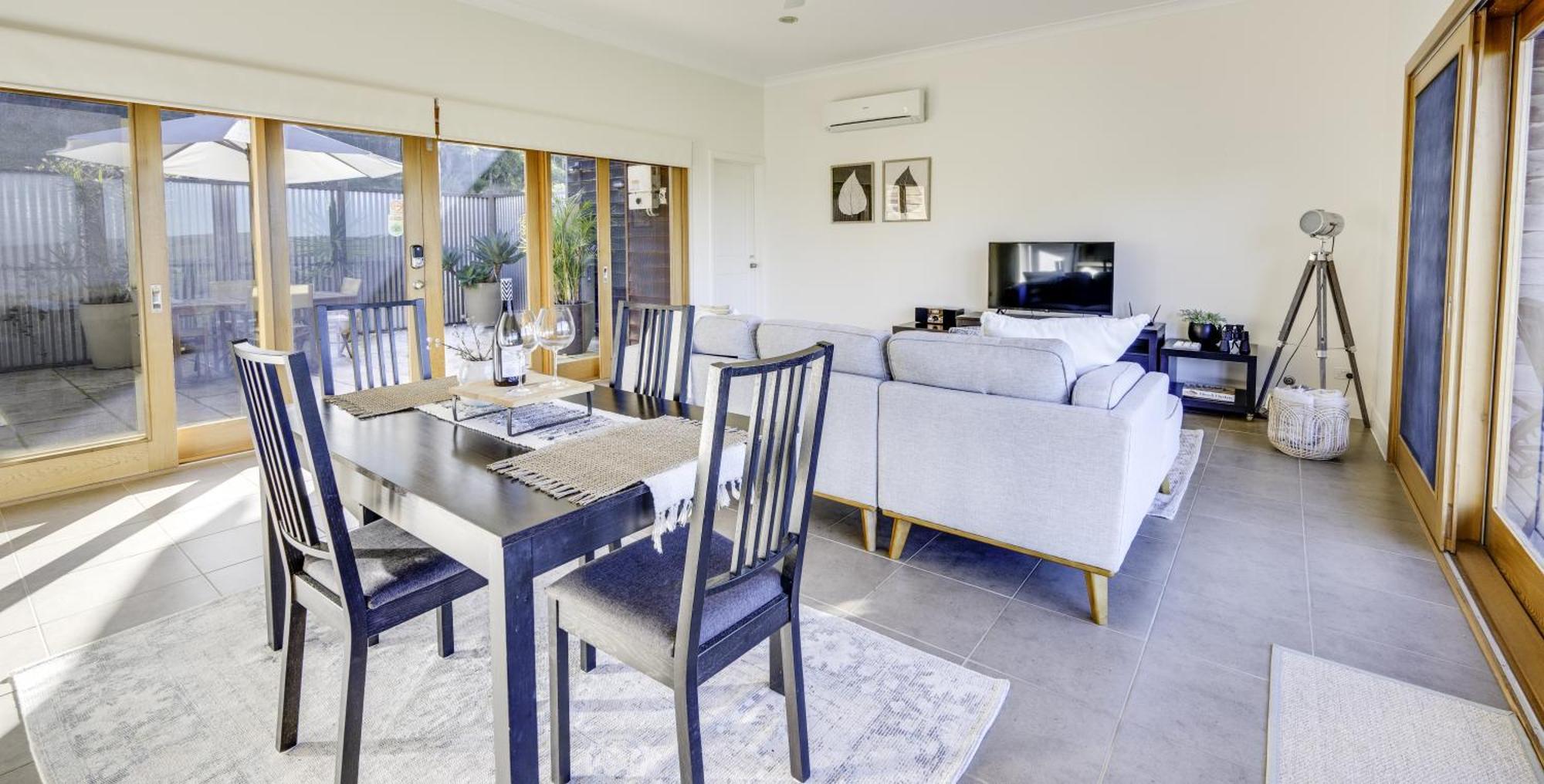 Bed & Breakfast Seascape Retreat 5*